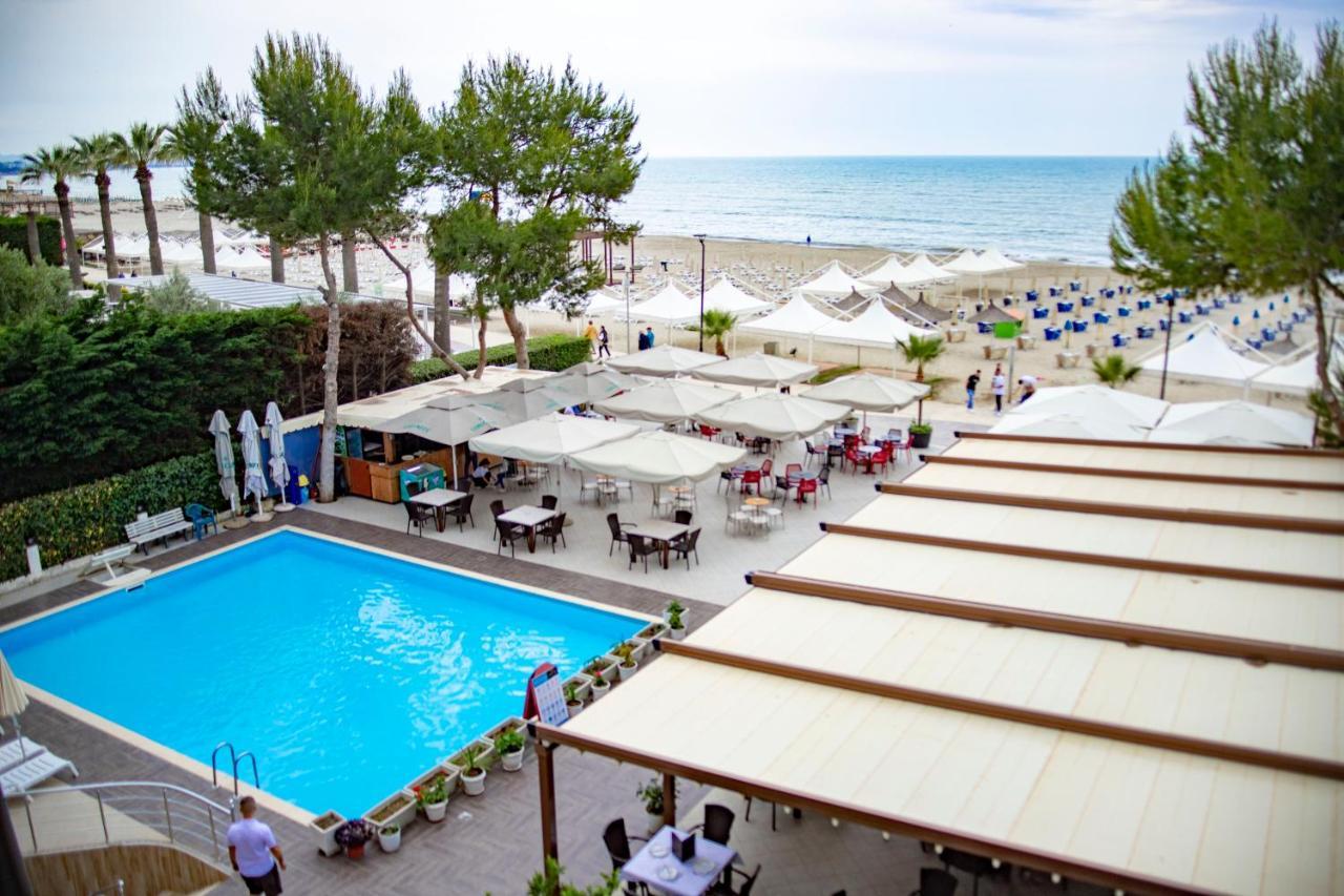 Hotel Oaz Durres Exterior photo